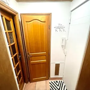 https://incroyable-appartement-parisien-batignolles.fr-paris.fr