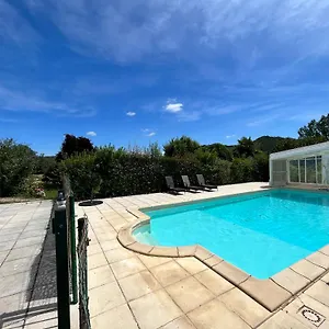 https://les-figuiers-de-louna-pierre-ensoleillee-110-m2-et-une-veranda.midi-pyreneeshotels.com